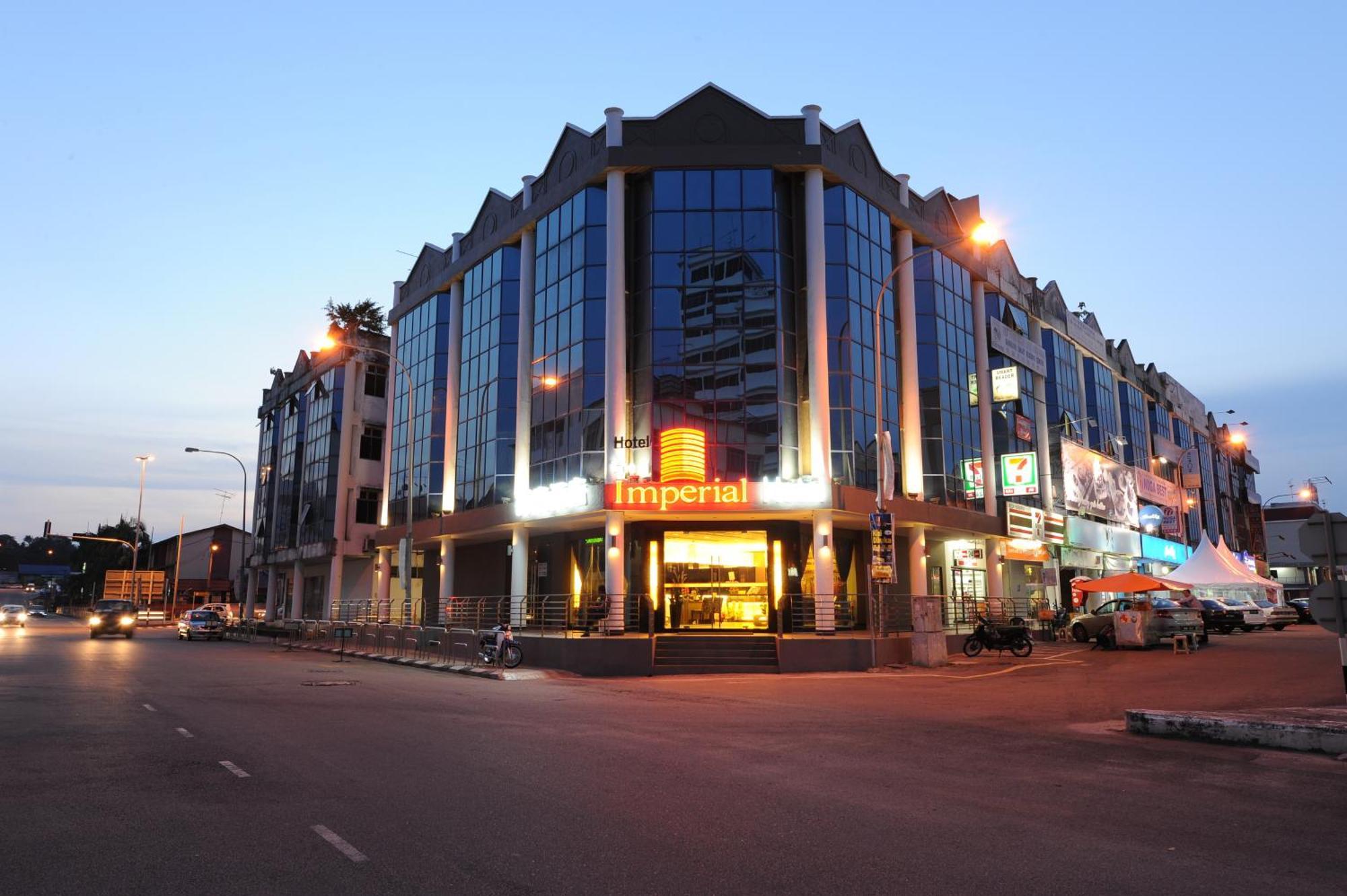 The Imperial Hotel Keluang Exteriér fotografie